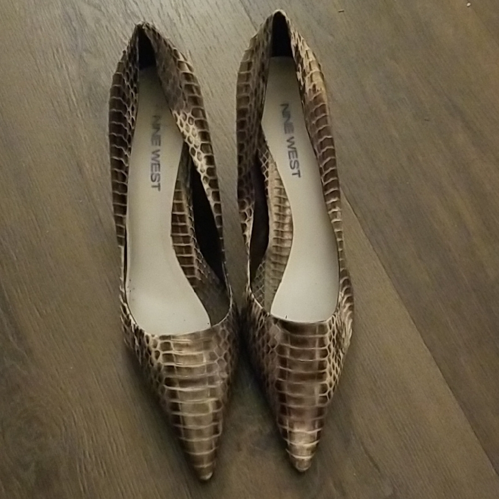 Nine West Tan Crocodile Print Heels